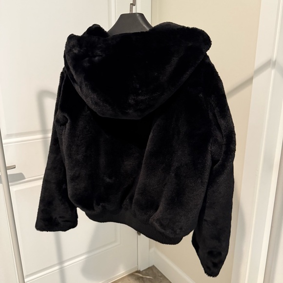 Zara Black Faux Fur Jacket size XS - Picture 7 of 8